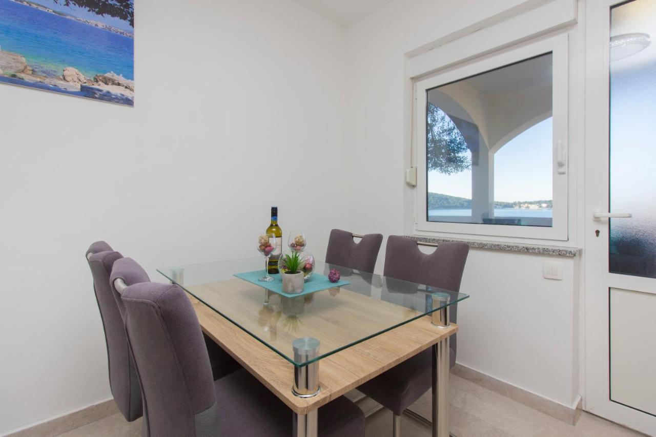 Apartmani Malis Razanj Ngoại thất bức ảnh